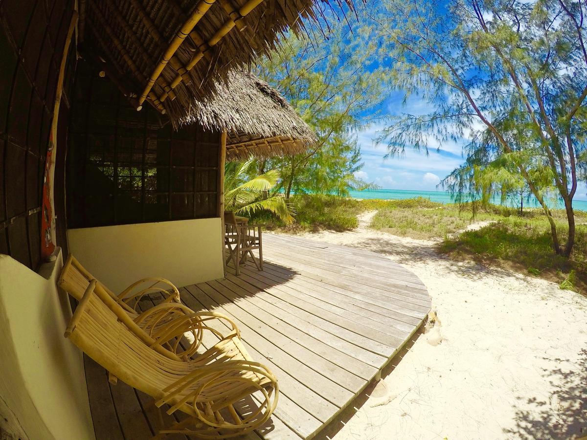 Nzuwa Lodge Пемба Екстериор снимка